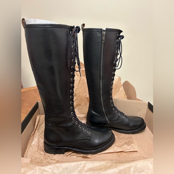 Frye Veronica Combat Tall Lace Up boots, Black, Size 9. BRAND NEW, IN BOX. - Picture 9 of 12